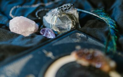 Cómo limpiar la energía negativa de tu casa y cuerpo: guía completa con técnicas reales que funcionan en 2026