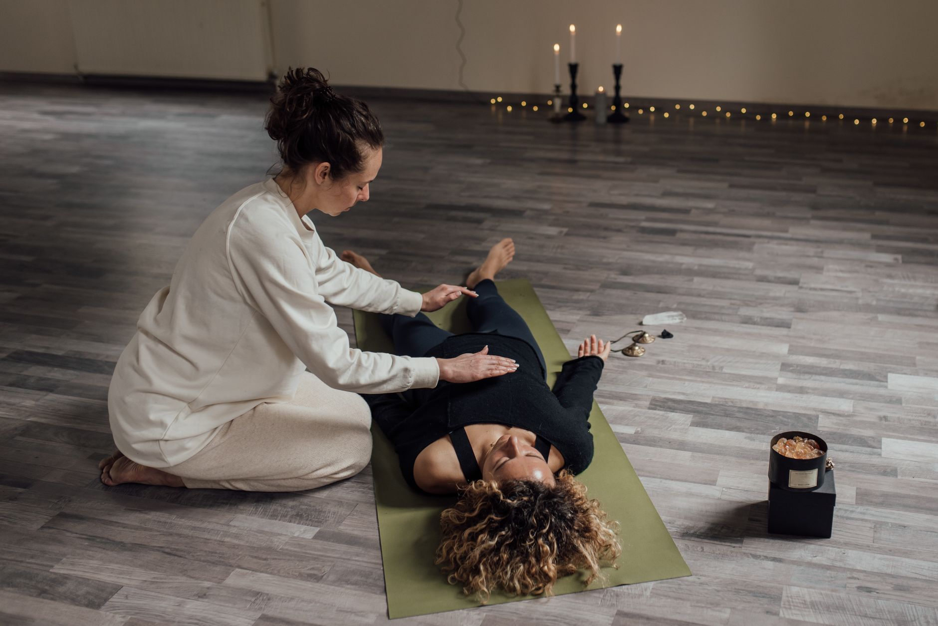 Guía de terapeuta espiritual colombiana atiende a, terapia espiritual con Sonia Garzón
